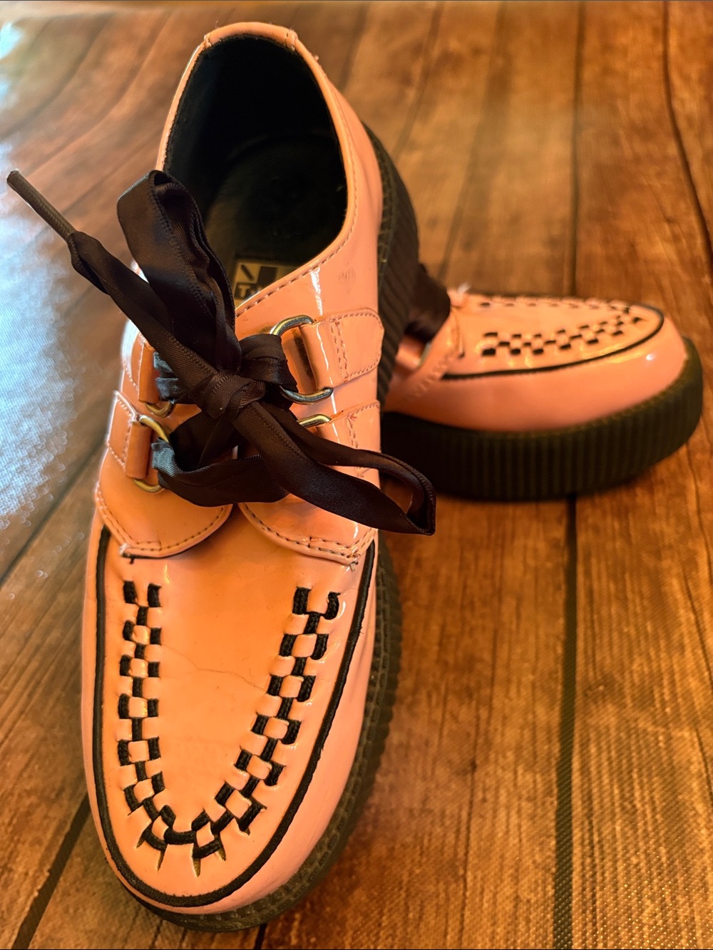 T.U.K Pink Patent Platform Creeper with Black Ribbon Laces Sz 8 (EU39)